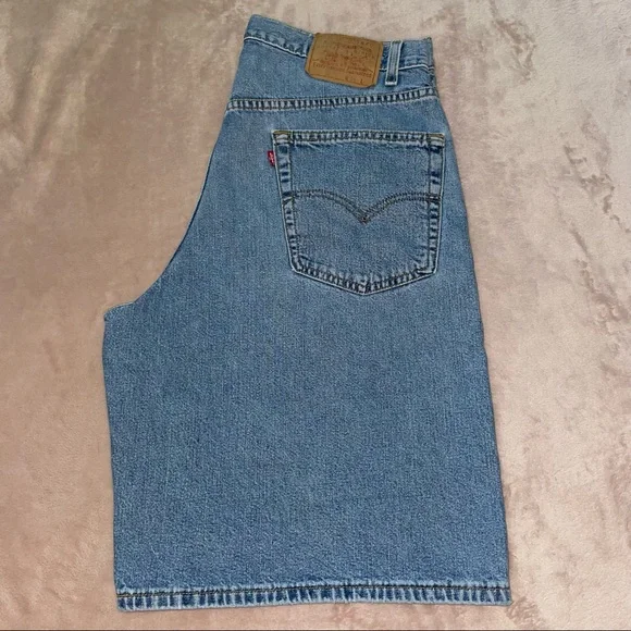 Y2K-10-1998-Vintage Levi’s boxy fit short size 34 - Picture 5 of 15